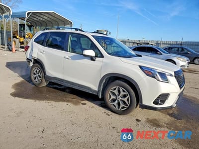 Czwarte zdjęcie samochodu z boku: 2024 SUBARU FORESTER PREMIUM VIN:JF2SKADC9RH489964 - miniatura
