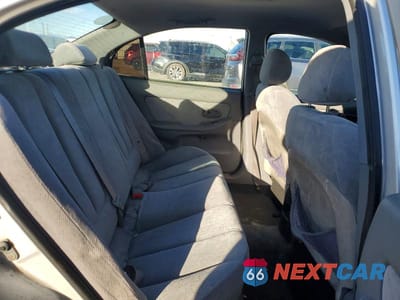 Zdjęcie 10 z 12 samochodu: 2005 HYUNDAI ELANTRA GLS VIN:KMHDN46D75U978169 - miniatura