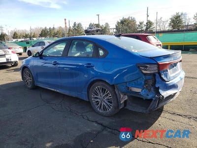 Drugie zdjęcie samochodu z przodu: 2022 KIA FORTE GT-LINE VIN:3KPF54AD7NE471209 - miniatura