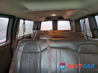 Zdjęcie 10 z 12 samochodu: 2013 GMC SAVANA G2500 LS VIN:1GJW7PFA2D1120518 - miniatura