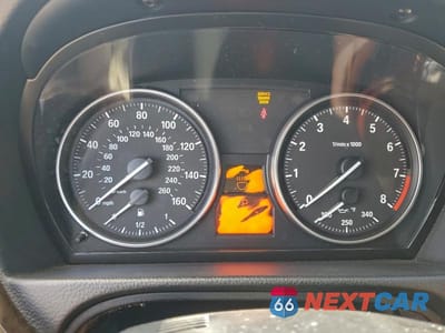 Zdjęcie 9 z 11 samochodu: 2011 BMW 335 I VIN:WBADX7C50BE261001 - miniatura