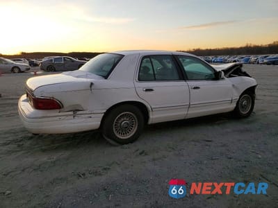 Trzecie zdjęcie samochodu z tyłu: 1997 MERCURY GRAND MARQUIS LS VIN:2MELM75WXVX653871 - miniatura