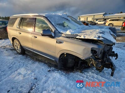 Czwarte zdjęcie samochodu z boku: 2022 GMC YUKON SLT VIN:1GKS2BKD8NR210058 - miniatura