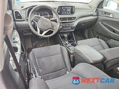Zdjęcie 8 z 12 samochodu: 2021 HYUNDAI TUCSON SE VIN:KM8J2CA42MU365985 - miniatura