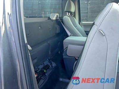 Zdjęcie 6 z 10 samochodu: 2020 FORD F150 VIN:1FTMF1CB7LKE59067 - miniatura