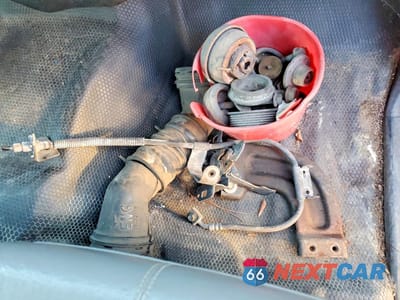 Zdjęcie 12 z 13 samochodu: 2009 CHEVROLET SILVERADO TRUCK CAB AND CHASSIS VIN:1GBJK73619F121173 - miniatura