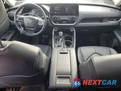 Zdjęcie 8 z 12 samochodu: 2024 TOYOTA GRAND HIGHLANDER XLE VIN:5TDAAAB55RS037720 - miniatura