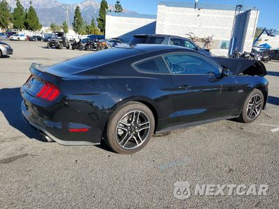 Trzecie zdjęcie samochodu z tyłu: 2021 FORD MUSTANG GT VIN:1FA6P8CF7M5126827 - miniatura