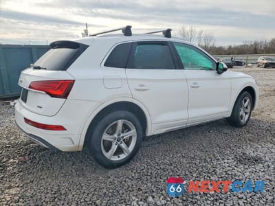 Trzecie zdjęcie samochodu z tyłu: 2021 AUDI Q5 PREMIUM VIN:WA1AAAFY1M2017947 - miniatura