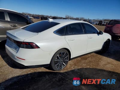 Trzecie zdjęcie samochodu z tyłu: 2024 HONDA ACCORD TOURING HYBRID VIN:1HGCY2F87RA047288 - miniatura