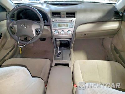 Zdjęcie 8 z 12 samochodu: 2009 TOYOTA CAMRY LE VIN:4T4BE46K69R126428 - miniatura