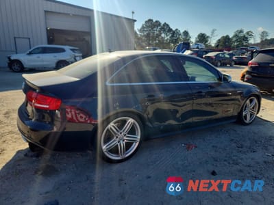 Trzecie zdjęcie samochodu z tyłu: 2012 AUDI S4 PREMIUM PLUS VIN:WAUDGAFLXCA006288 - miniatura