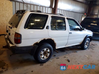 Trzecie zdjęcie samochodu z tyłu: 1998 NISSAN PATHFINDER XE VIN:JN8AR05Y1WW271457 - miniatura
