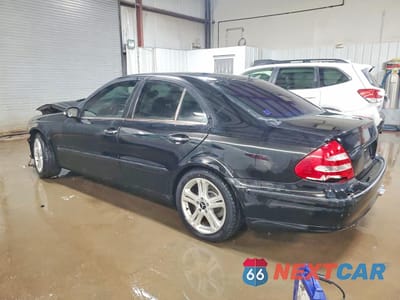 Drugie zdjęcie samochodu z przodu: 2005 MERCEDES-BENZ E 500 VIN:WDBUF70J55A635815 - miniatura