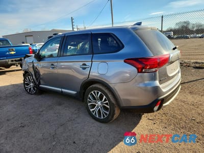 Drugie zdjęcie samochodu z przodu: 2017 MITSUBISHI OUTLANDER SE VIN:JA4AD3A38HZ057700 - miniatura