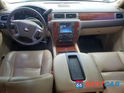 Zdjęcie 8 z 14 samochodu: 2013 CHEVROLET TAHOE K1500 LTZ VIN:1GNSKCE01DR370170 - miniatura