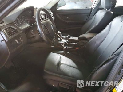 Zdjęcie 7 z 12 samochodu: 2015 BMW 320 I VIN:WBA3B1G50FNT04954 - miniatura