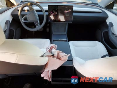 Zdjęcie 8 z 12 samochodu: 2025 TESLA MODEL 3 VIN:5YJ3E1EA8SF080285 - miniatura