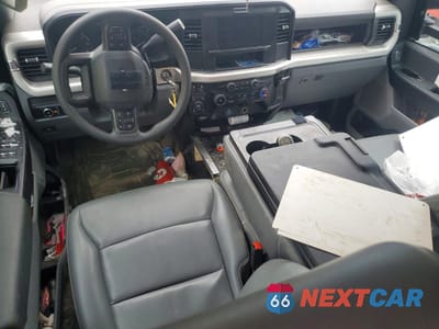 Zdjęcie 8 z 13 samochodu: 2025 FORD F350 SUPER DUTY VIN:1FD8W3FN8SEC57575 - miniatura