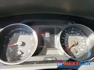 Zdjęcie 9 z 14 samochodu: 2018 VOLKSWAGEN GTI S/SE VIN:3VW447AU8JM258164 - miniatura