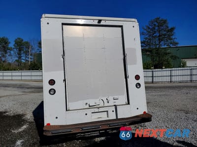 Zdjęcie 6 z 14 samochodu: 2021 FORD ECONOLINE E450 SUPER DUTY COMMERCIAL STRIPPED CHASSIS VIN:1FC3E4KK5MDC14906 - miniatura
