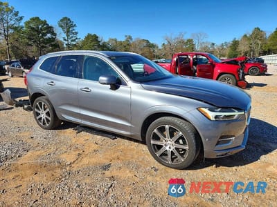 Czwarte zdjęcie samochodu z boku: 2021 VOLVO XC60 T5 INSCRIPTION VIN:YV4102DL2M1685619 - miniatura