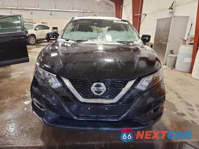 Piąte zdjęcie samochodu w środku: 2021 NISSAN ROGUE SPORT S VIN:JN1BJ1AW8MW438088 - miniatura