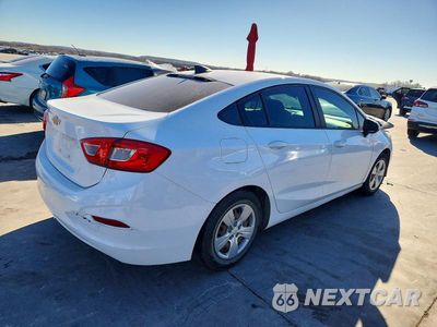 Trzecie zdjęcie samochodu z tyłu: 2018 CHEVROLET CRUZE LS VIN:1G1BC5SM5J7218367 - miniatura