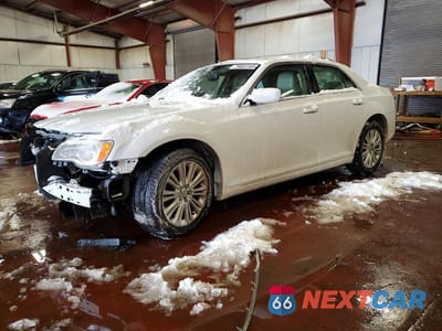 2013 CHRYSLER 300 2C3CCARGXDH528077 - główne zdjęcie licytacji z USA - miniatura