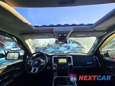 Zdjęcie 9 z 14 samochodu: 2018 RAM 1500 LARAMIE VIN:1C6RR7NM6JS238059 - miniatura