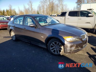 Czwarte zdjęcie samochodu z boku: 2007 BMW 328 I SULEV VIN:WBAVC53547FZ77549 - miniatura