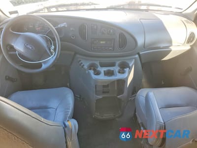 Zdjęcie 8 z 13 samochodu: 2003 FORD E250 DELIVERY VAN VIN:1FTNE24273HB67816 - miniatura