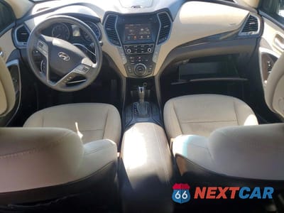 Zdjęcie 8 z 12 samochodu: 2017 HYUNDAI SANTA FE SPORT VIN:5NMZUDLB7HH028762 - miniatura
