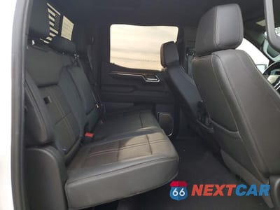 Zdjęcie 10 z 12 samochodu: 2024 CHEVROLET SILVERADO K1500 HIGH COUNTRY VIN:1GCUDJE83RZ240792 - miniatura