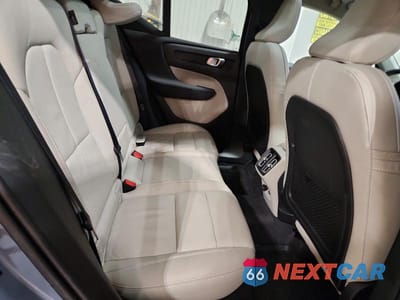 Zdjęcie 11 z 12 samochodu: 2023 VOLVO XC40 ULTIMATE VIN:YV4L12UA2P2071527 - miniatura