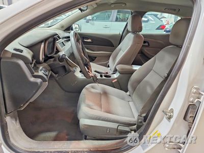 Zdjęcie 7 z 13 samochodu: 2014 CHEVROLET MALIBU LS VIN:1G11B5SL5EF240080 - miniatura