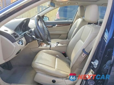 Zdjęcie 7 z 11 samochodu: 2011 MERCEDES-BENZ C 300 4MATIC VIN:WDDGF8BB3BR139523 - miniatura