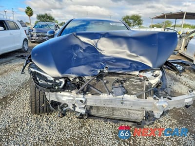 Piąte zdjęcie samochodu w środku: 2022 MERCEDES-BENZ E 350 VIN:W1KZF8DB6NB025325 - miniatura