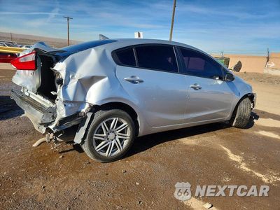 Trzecie zdjęcie samochodu z tyłu: 2014 KIA FORTE LX VIN:KNAFX4A69E5212712 - miniatura