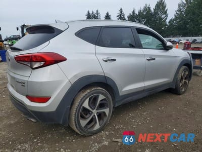 Trzecie zdjęcie samochodu z tyłu: 2016 HYUNDAI TUCSON LIMITED VIN:KM8J3CA25GU038786 - miniatura