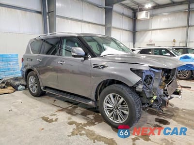 Czwarte zdjęcie samochodu z boku: 2018 INFINITI QX80 BASE VIN:JN8AZ2NE4J9192938 - miniatura