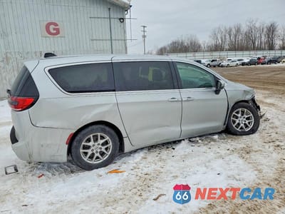 Trzecie zdjęcie samochodu z tyłu: 2023 CHRYSLER PACIFICA TOURING L VIN:2C4RC1BG5PR531533 - miniatura