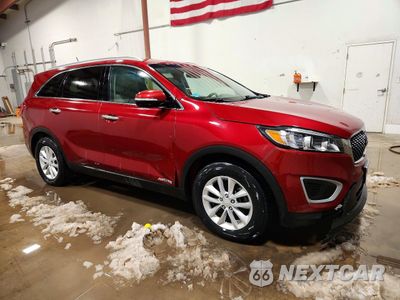 Czwarte zdjęcie samochodu z boku: 2017 KIA SORENTO LX VIN:5XYPGDA54HG209923 - miniatura