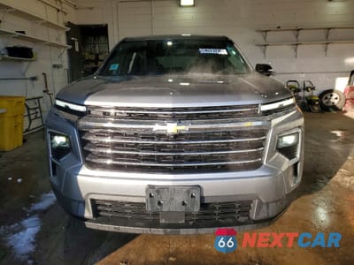 Piąte zdjęcie samochodu w środku: 2024 CHEVROLET TRAVERSE LT VIN:1GNERGKS1RJ208230 - miniatura