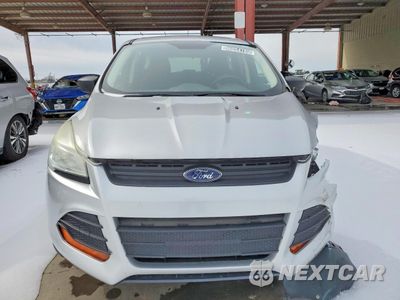 Piąte zdjęcie samochodu w środku: 2016 FORD ESCAPE S VIN:1FMCU0F79GUA09588 - miniatura