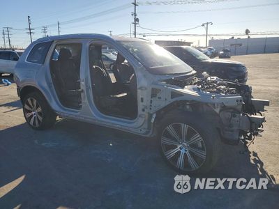 Czwarte zdjęcie samochodu z boku: 2024 VOLVO XC90 PLUS VIN:YV4H60CE9R1148211 - miniatura