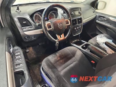 Zdjęcie 8 z 13 samochodu: 2015 DODGE GRAND CARAVAN SXT VIN:2C4RDGCG0FR523532 - miniatura