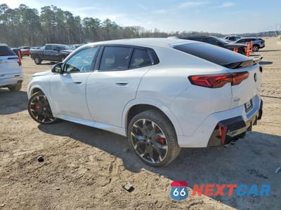 Drugie zdjęcie samochodu z przodu: 2025 BMW X2 M35I VIN:WBX83GM01S5326234 - miniatura