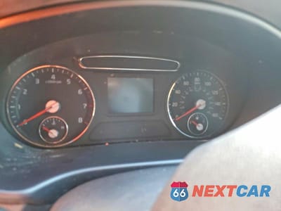 Zdjęcie 9 z 12 samochodu: 2018 KIA SORENTO LX VIN:5XYPG4A38JG344438 - miniatura