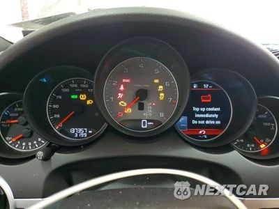 Zdjęcie 9 z 16 samochodu: 2016 PORSCHE CAYENNE S VIN:WP1AB2A26GLA97058 - miniatura
